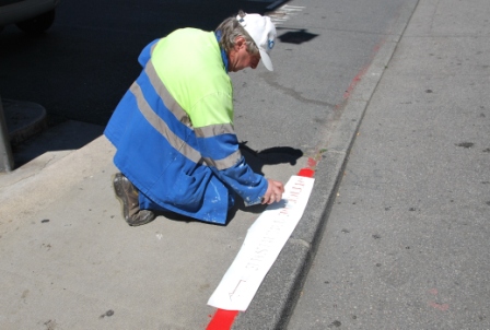 ligne rouge et balnche pour site