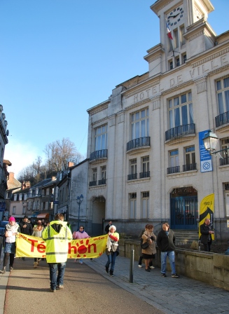 devant la mairie