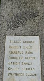 stèle noms monument clermont pour site