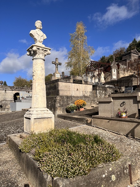 Les collectivités repensent les usages du cimetière