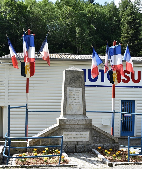 Monument route de Clermont allégée